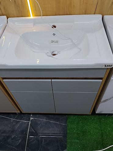 silver kitchen: Тумба с умывальником для ванной комнаты. - Комплект — 1
