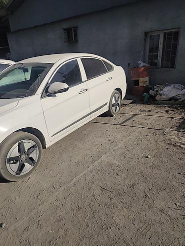 xpeng g3: Dongfeng Fengon 500: 2022 г., Электромобиль, Седан — 2