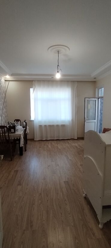 təmirsiz evlərin satışı: 3 комнаты, Новостройка, 79 м²