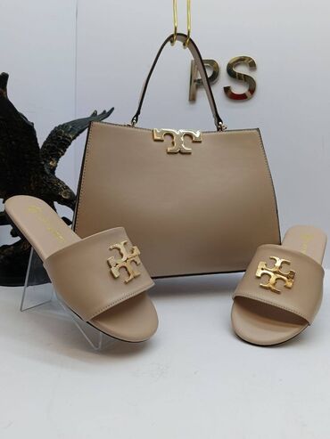 Torbe: Materijal: Koža, Lakovana koža, Platno na lalafo.rs — 13 Torbe: Materijal: Koža, Lakovana koža, Platno — 13