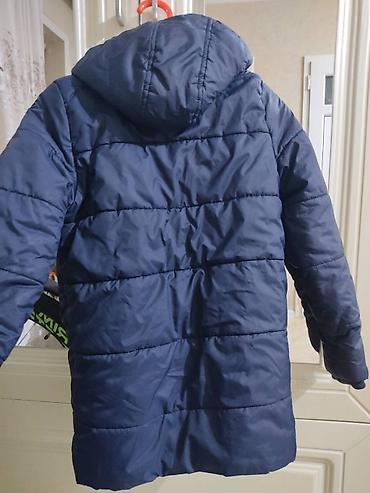 Детская одежда и обувь: 8-9 yaşa oğlan üçün kurtka.yeni kimidir.ici çox gözəldir.20 manat — 4