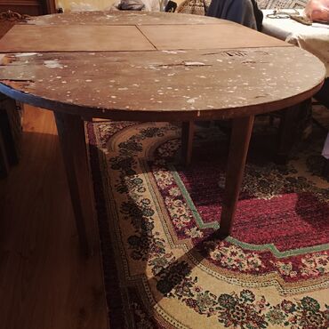Masalar: Qonaq masası, İşlənmiş, Açılan, Taxta, Yumru masa — 8