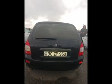 3000 azn masin: VAZ (LADA)