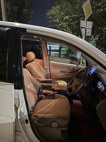 антенна на фит: Toyota Ipsum: 2004 г., 2 л, Автомат, Бензин, Минивэн — 5