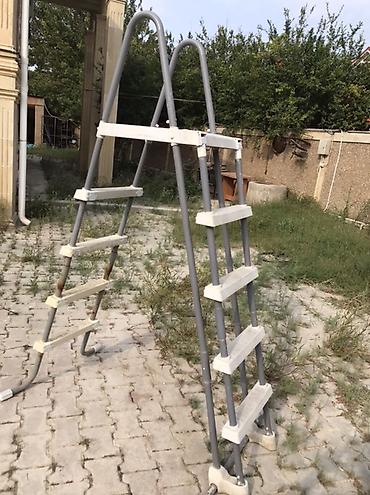 Hovuz nərdivanı – metal karkaslı, iki tərəfli A-formalı konstruksiya lalafo.az -da Hovuz nərdivanı – metal karkaslı, iki tərəfli A-formalı konstruksiya