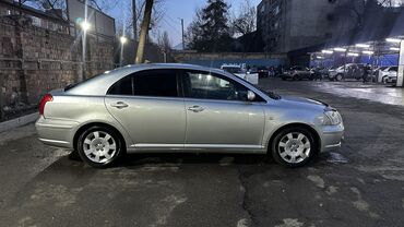 меняю на малолитражку: Toyota Avensis: 2003 г., 1.8 л, Механика, Бензин, Хэтчбэк