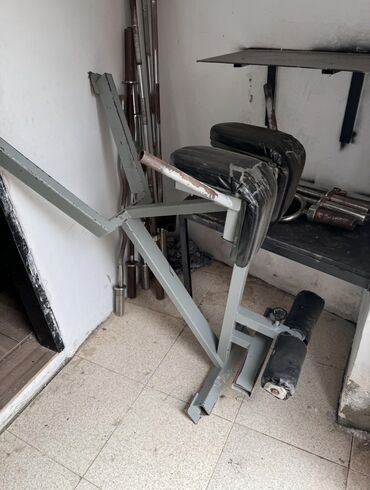 gules: Hyperextension brus pres t bar row və qol güləşi masası