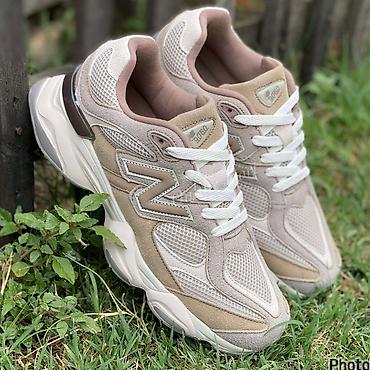 Patike: NB 9060
36-46 na lalafo.rs — 11 Patike: NB 9060
36-46 — 11