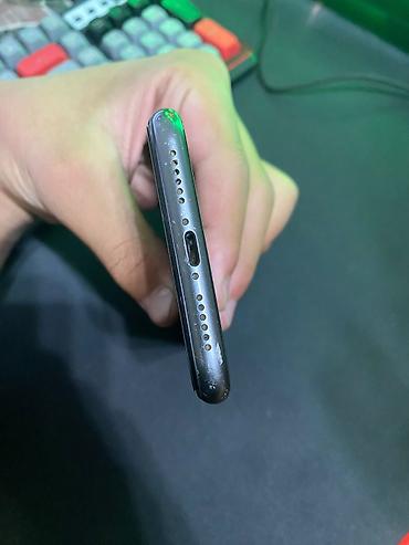 продать сломанный телевизор: IPhone 11, 128 ГБ (визуально — чёрный/Space Gray) - Дисплей Liquid — 4