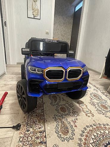 Uşaq üçün elektrik maşınları: Uşaq üçün elektrikli minik avtomobili – mavi rəng Xüsusiyyətlər: - — 3