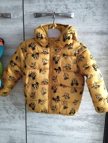 moderna kozna jakna: Mickey Mouse veličina 80.Jaknica, kombinezon, duks,patikice i