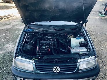 туризмо машина: Volkswagen Passat: 1996 г., 1.9 л, Механика, Дизель, Седан — 2