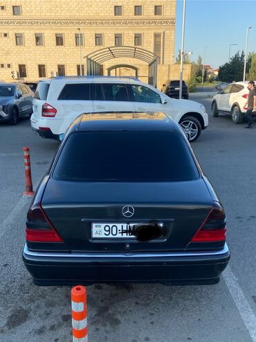 Mercedes-Benz C-Class: 2.5 л | 1996 г. Седан