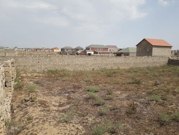 Qarajlar: Tikinti