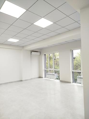 жильё: Аренда офисов, 80 м², В жилом комплексе — 1