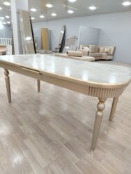 столик на кроватку: Гостиный стол, Новый, Раскладной