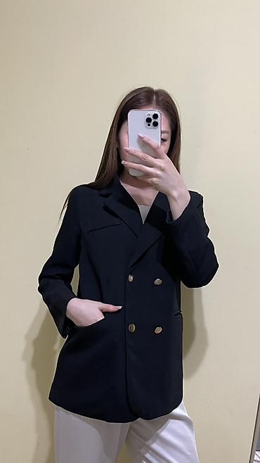 Пиджаки, жакеты: Женский двубортный пиджак классического кроя. - Цвет: черный - — 4