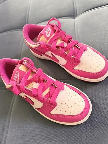 nike react: Детские кроссовки Nike (модель в стиле Dunk Low) в ярко‑розово‑белой — 1
