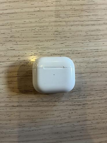 для уха: Беспроводные наушники Apple AirPods (3-го поколения) - Форм‑фактор — 1