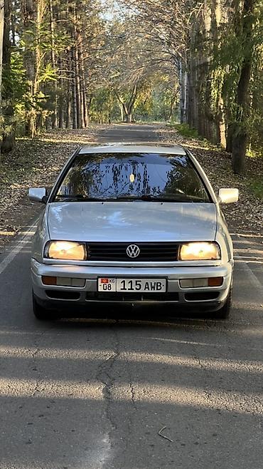 вакумный очиститель: Volkswagen Vento: 1993 г., 1.8 л, Механика, Бензин, Седан — 1