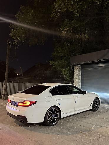 накладка бмв: BMW 5 series: 2021 г., 2 л, Автомат, Бензин, Седан — 4