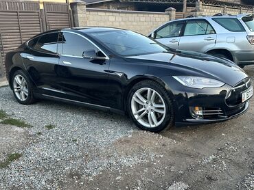 Tesla: Tesla Model S: 2015 г., Электромобиль, Хэтчбэк — 4