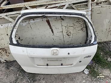 fit 2012: Крышка багажника (дверь пятой двери) Honda Fit/Aria/Fit Aria — белая — 1