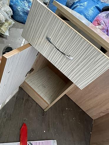кухонный камод: Тумба для работы - Конструкция: слева модуль с распашной дверцей и — 3