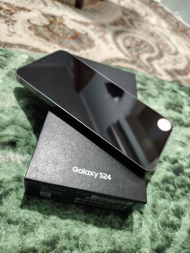 Samsung: Samsung Galaxy S24, 128 GB, rəng - Gümüşü, Zəmanət, Barmaq izi, Simsiz şarj — 1