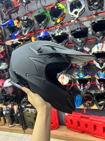 шлем для питбайка: Эндуро шлем .высшего качества шлем бишкек. спортбайк .экипировка