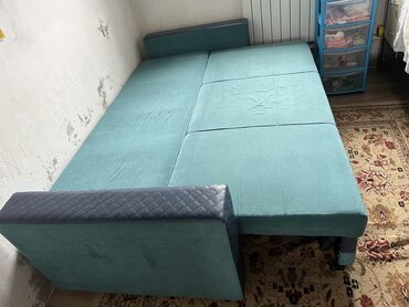 мебель из поддона: Цвет - Зеленый, Б/у