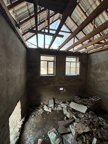 Продажа коттеджей и домов: Шопоков шаарынан уй сатылат ул.Вокзальная Участок: 6 соток Кызыл at lalafo.kg — 9 Продажа коттеджей и домов: Шопоков шаарынан уй сатылат ул.Вокзальная Участок: 6 соток Кызыл — 9