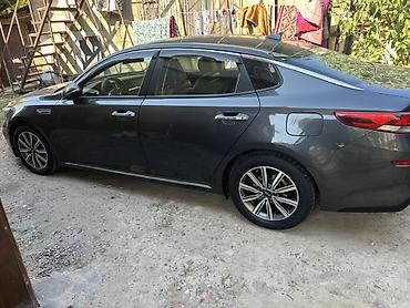 спортивный машина: Kia K5: 2018 г., 2 л, Автомат, Бензин, Седан — 1