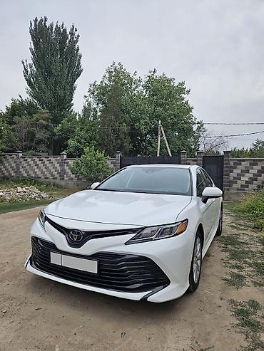 corolla 2016: Toyota Camry: 2019 г., 2.5 л, Автомат, Бензин, Седан — 2