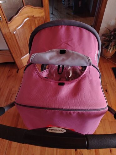 Gəzinti arabaları: Klassik gəzinti arabası, İşlənmiş, Cins: Qız, Ünvandan götürmə — 1