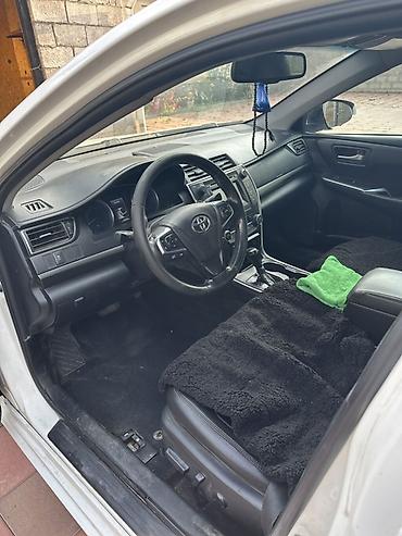 камбой: Toyota Camry: 2017 г., 2.5 л, Автомат, Гибрид, Седан — 4