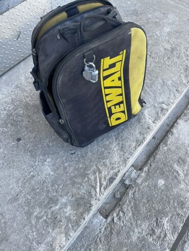 купить деволт шуруповерт: Рюкзак для инструментов DEWALT - Формат: рюкзак с жёсткой формой