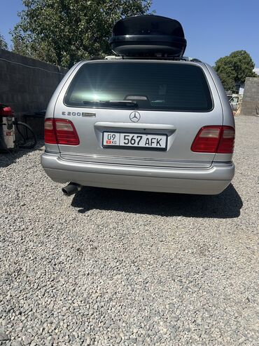 Mercedes-Benz: Mercedes-Benz 220: 1997 г., 2 л, Механика, Бензин, Универсал — 7