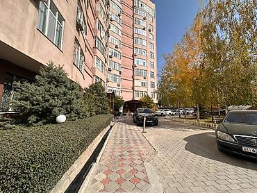 center: For rent a 2 bedroom studio apartment in the Ak-Keme district, the — 9