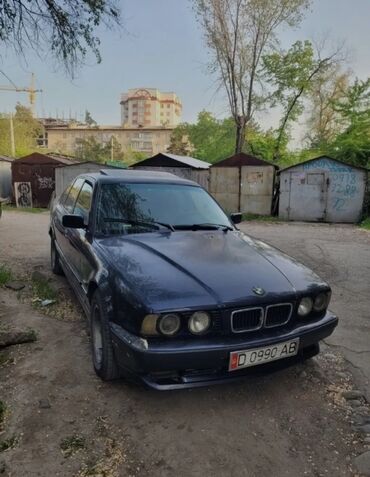 продаю нехсия: BMW 520: 1993 г., 2 л, Механика, Бензин, Седан