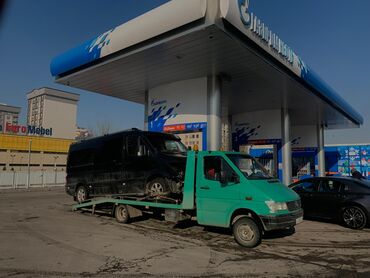 эвакуатор услуги: С лебедкой, С ломаной платформой