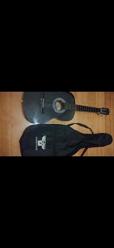 Akustik gitaralar: Gitara — 2