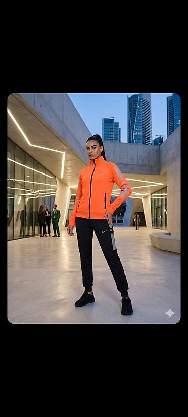 evolution trenerke: Ženske trenerke S,M,L,XL,XXL veličine za samo 3700 din
pb — 5