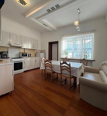 Sale of cottages and houses: 🚀продается дом 2этажный дом 🚀Уникальный Дом в Центре Бишкека — — 4