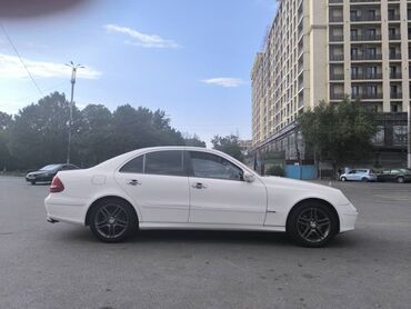 мерс бортовой сапок: Mercedes-Benz 320: 2003 г., 3.2 л, Автомат, Газ, Седан