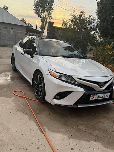 гранд хайлендер гибрид: Toyota Camry: 2019 г., 2.5 л, Автомат, Бензин, Седан — 2