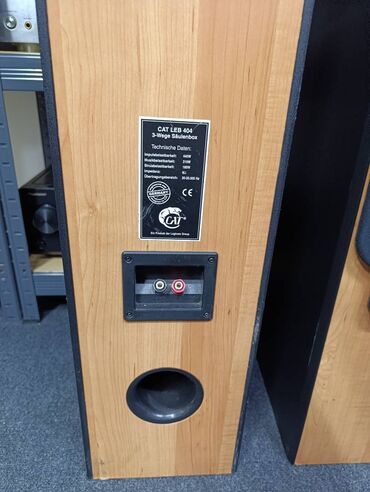 Zvučnici i stereo sistemi: Cat LEB 404 bukva sa crnim mrezicama i bocnim stranama trosistemci — 2