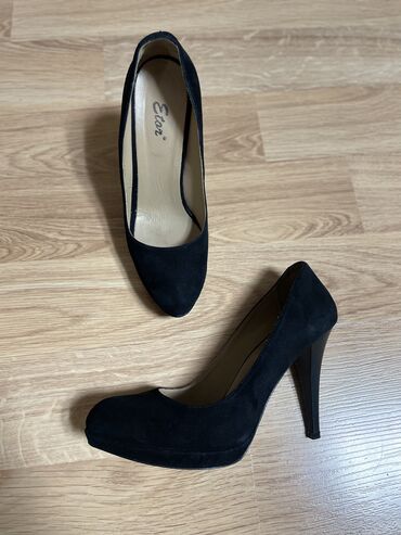 кошельки женские лакированные: Туфли Etor, 38, цвет - Черный