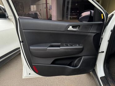 Kia: Kia Sportage: 2021 г., Бензин, Кроссовер — 14