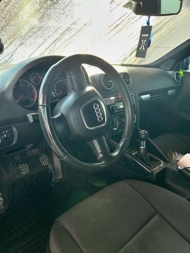 Audi: Audi A3: 2 l. | 2004 έ. Λιμουζίνα — 2